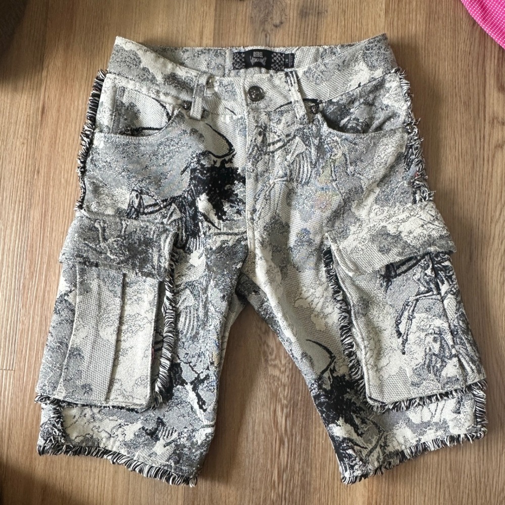 Rebel Vengeance Mens Tapestry Cargo Shorts Skeleton Skull Gray Black Size 28